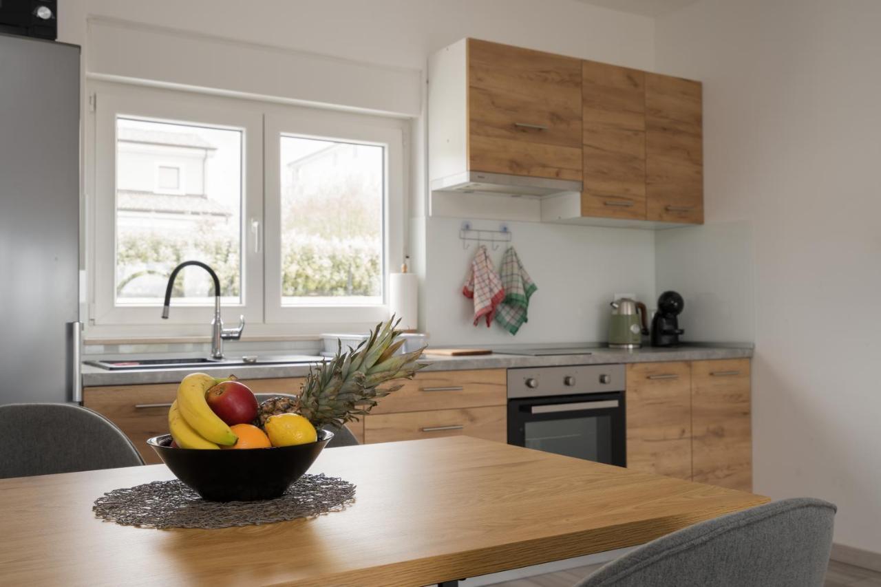 Apartmani Villa Ruby Linardići Eksteriør bilde