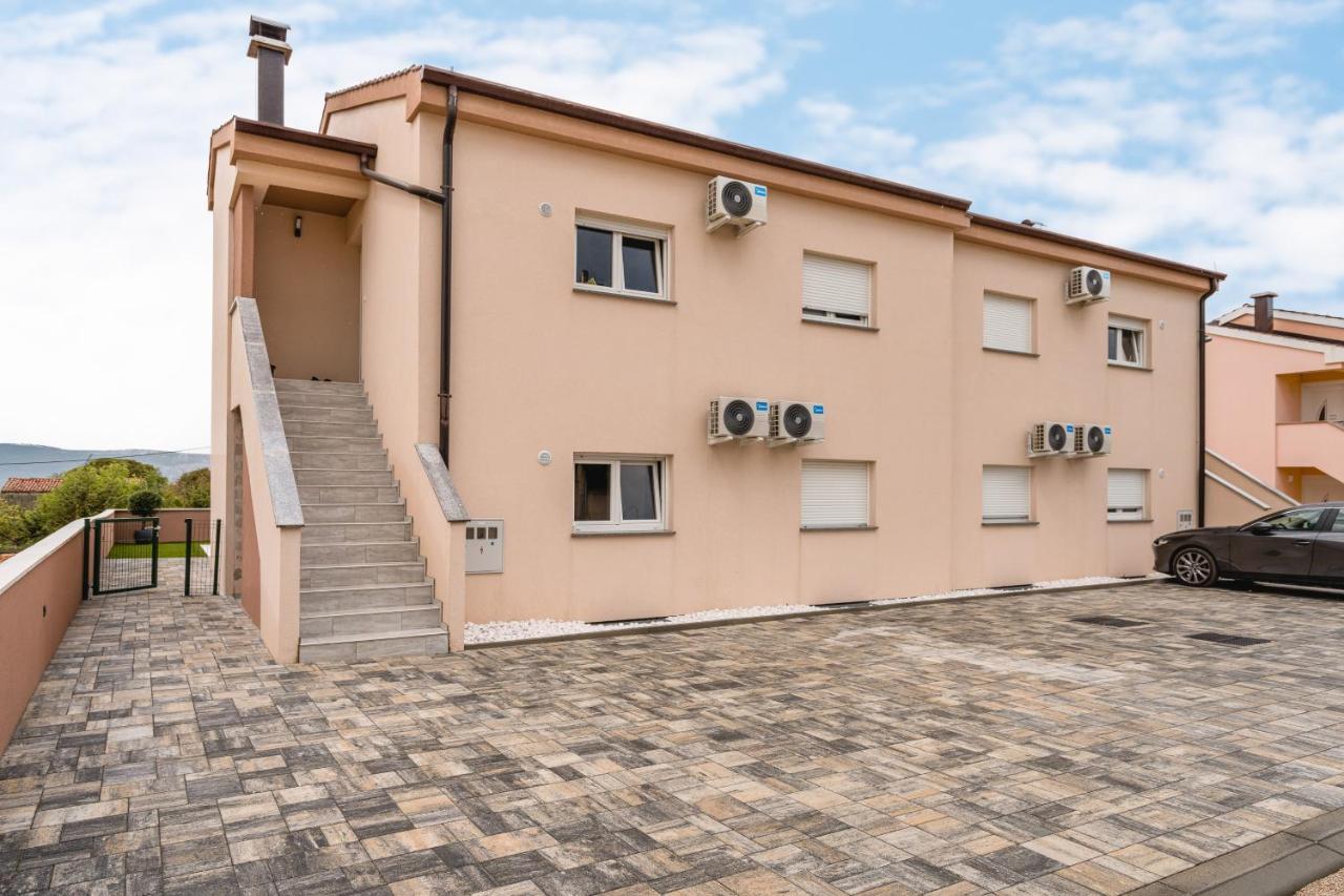 Apartmani Villa Ruby Linardići Eksteriør bilde