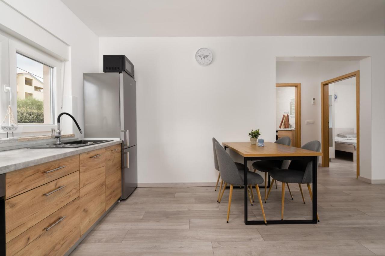 Apartmani Villa Ruby Linardići Eksteriør bilde