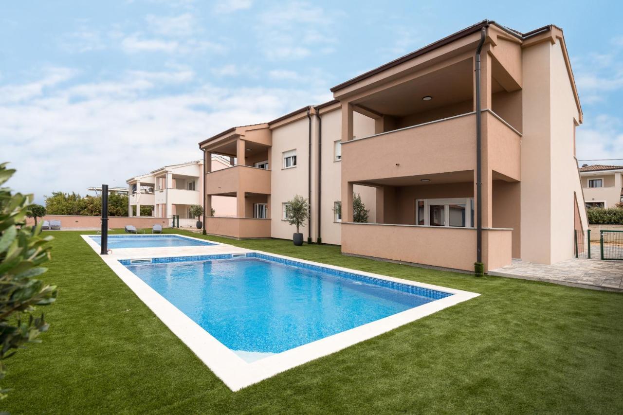 Apartmani Villa Ruby Linardići Eksteriør bilde